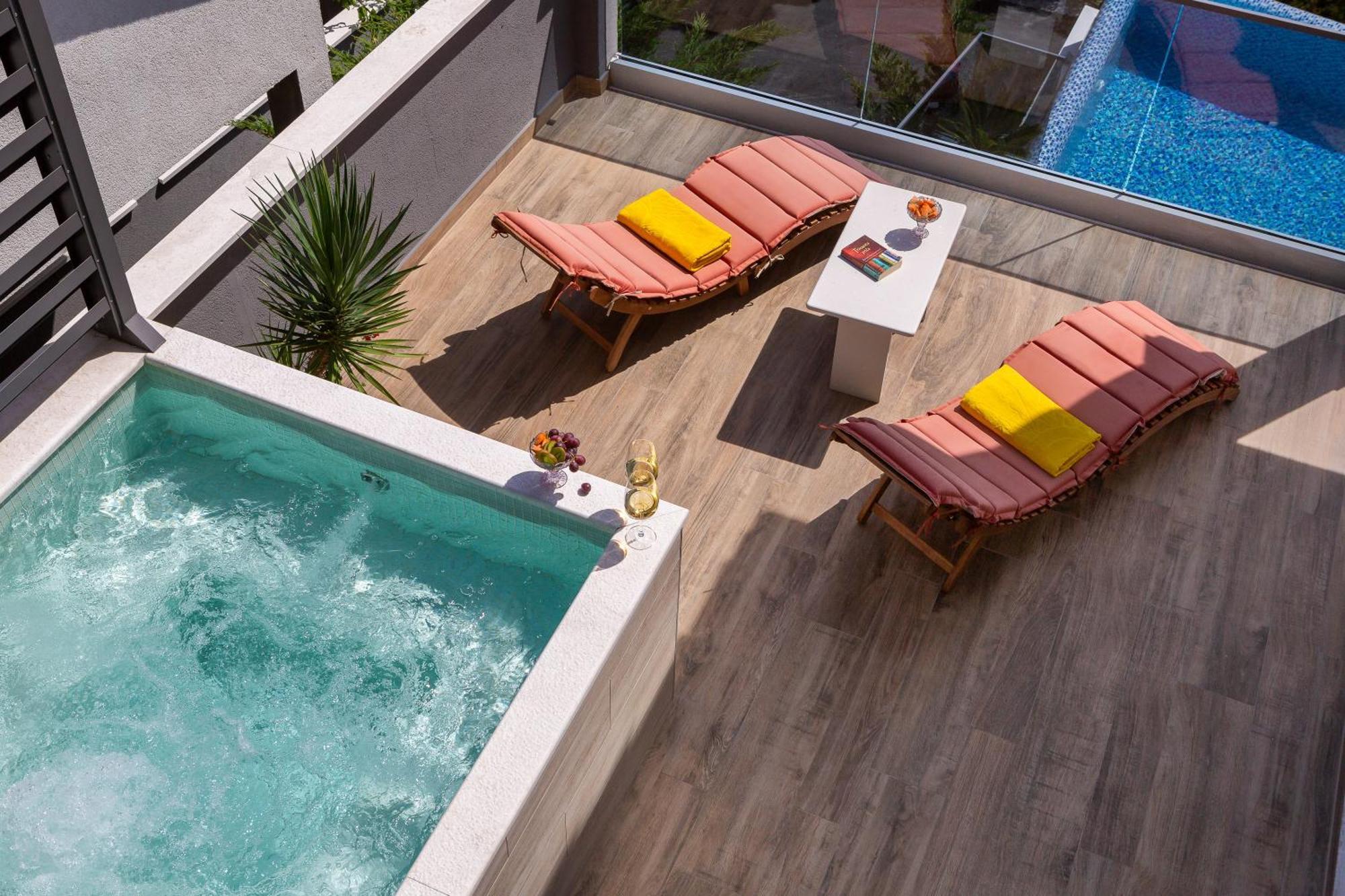 Luxury Seafront Villa With Heated Pool, Jacuzzi, Sea View, 150 M From Beach Stanici Exterior foto